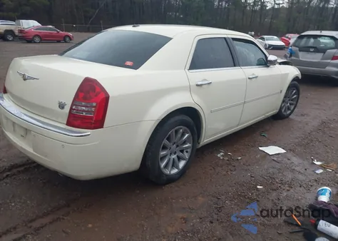 2007 Chrysler 300C z USA, uszkodzony, nr VIN 2C3LA63H47H871637